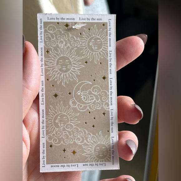 NWT La Luna The Cowgirl Women’s Crop Top Graphic Tee- Size S - Picture 5 of 7